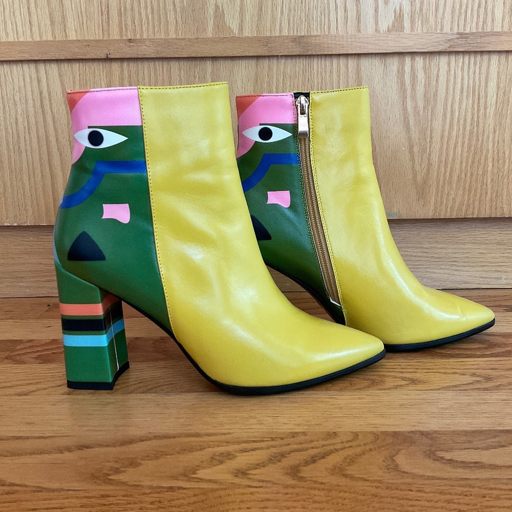 Mod heeled booties